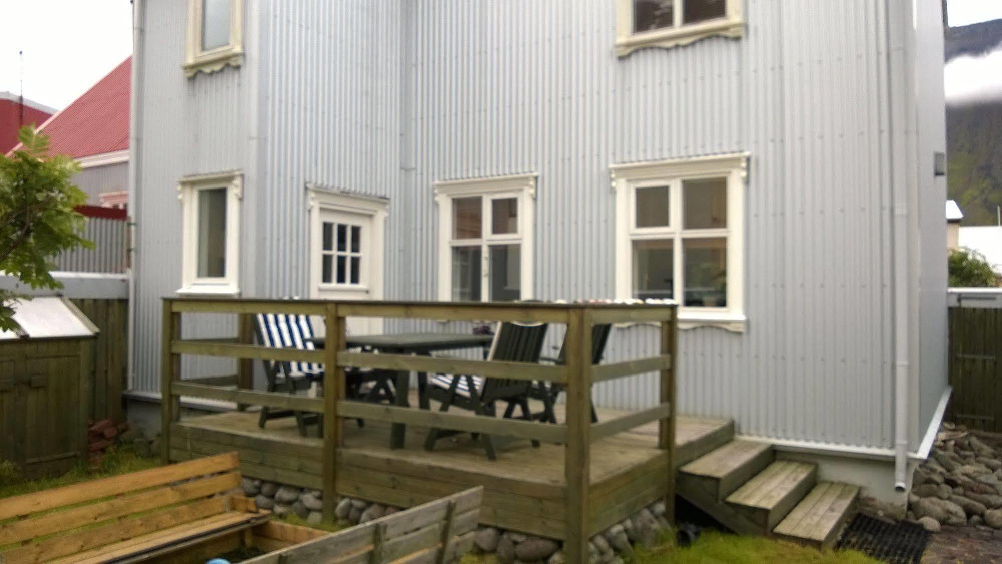 Villa Private House With Private Garden Ísafjörður Esterno foto
